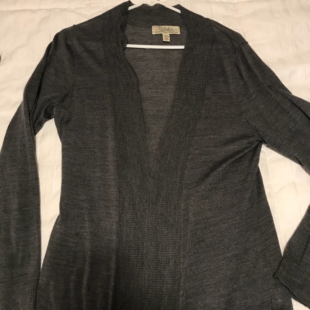 Women’s Cabelas Grey cardigan